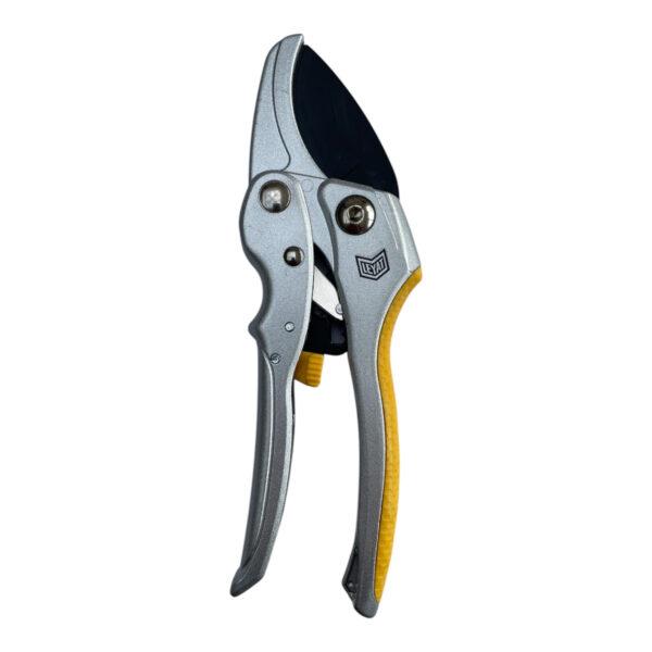 Leyat Premium Ratchet Gardening Secateurs Closed Full